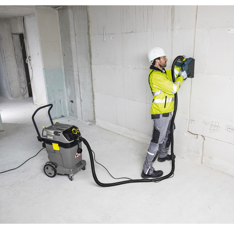 Aspirator profesional uscat-umed Karcher