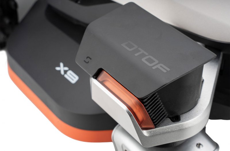 Robot de tuns gazon Sunseeker X9, 12000mp, tehnologie GPS, fara fir, conexiune bluetooth + GSM