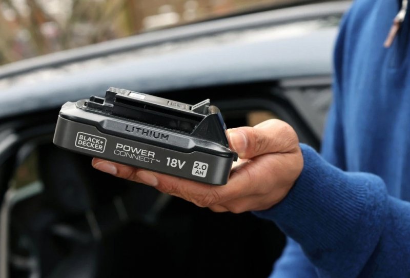 Acumulator Black&Decker Li-Ion 18V 2.0Ah, indicator incarcare, PowerConnect BDL2018S-XJ