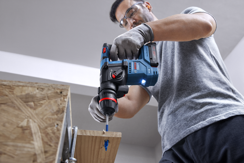 Ciocan rotopercutor SDS-plus 18V, 2x2Ah, ONECHUCK, KICKBACK CONTROL, Bosch GBH 18V-18 X