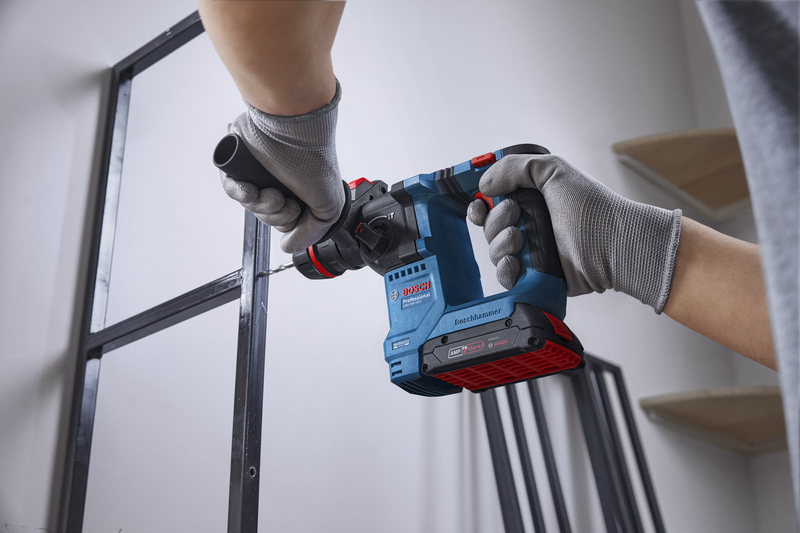 Ciocan rotopercutor SDS-plus 18V, 2x2Ah, ONECHUCK, KICKBACK CONTROL, Bosch GBH 18V-18 X