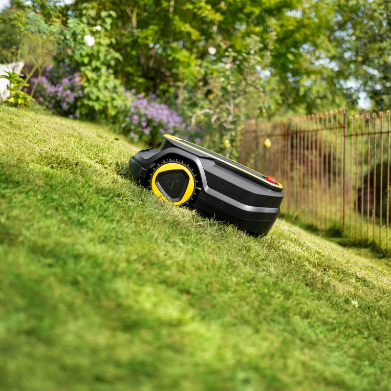 Robot de tuns gazon Karcher RCX4, technologie GPS cu antena, fara fir, 1500mp, conexiune Bluetooth
