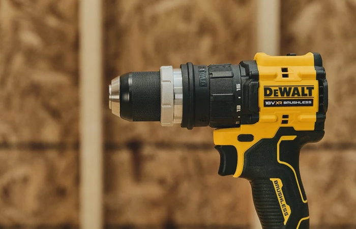 Masina de gaurit/insurubat cu capete multiple, 2 acumulatori 18V 2.0 Ah Li-Ion XR, DeWalt, DCD803D2T-QW