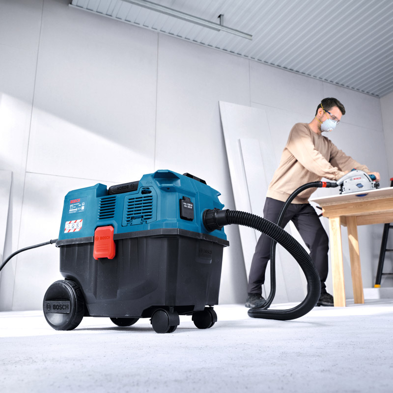 Aspirator industrial compact cu aspiratie continua BOSCH PRO GAS12-25LS, functie de suflare