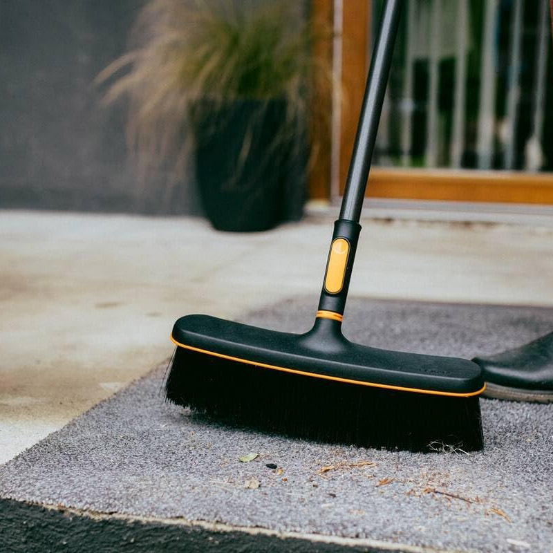 Matura de exterior universala Fiskars OneClick, fara coada, 34.3 cm