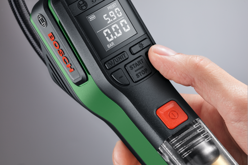 Compresor auto 4V, 3.0Ah, 10.3 bar, 10 l/min, Bosch PNEO
