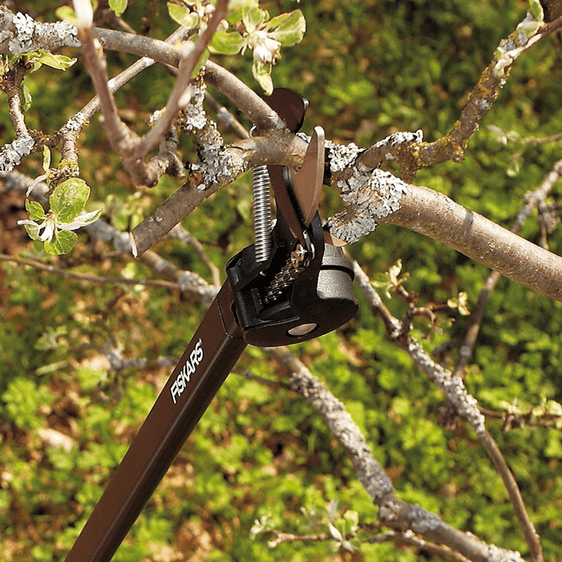 Foarfeca universala, telescopica pentru gradina, pas cu pas, 2322 mm, Fiskars tip UP84