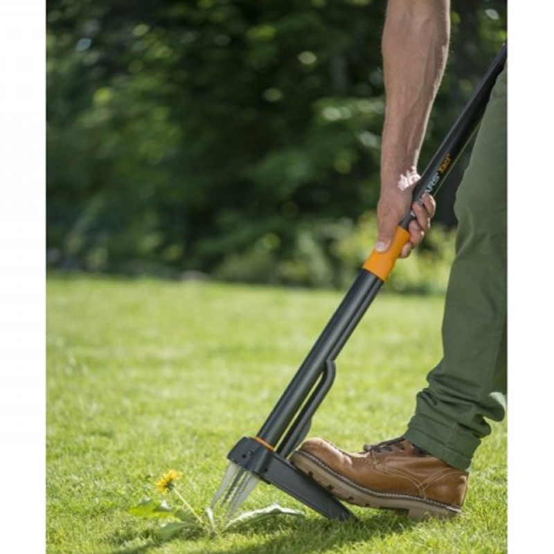 Dispozitiv pentru smuls buruieni, Fiskars Xact™