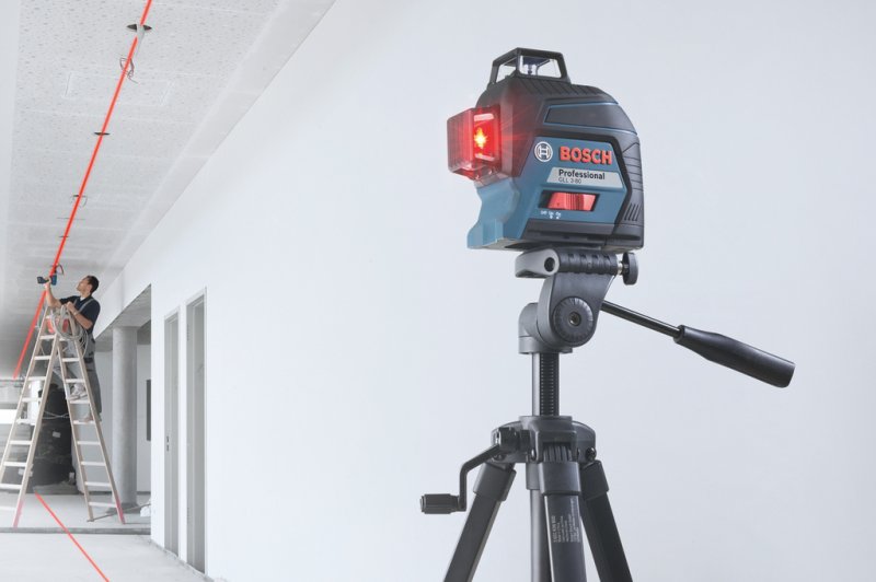 Nivela laser cu linii Bosch GLL 3-80