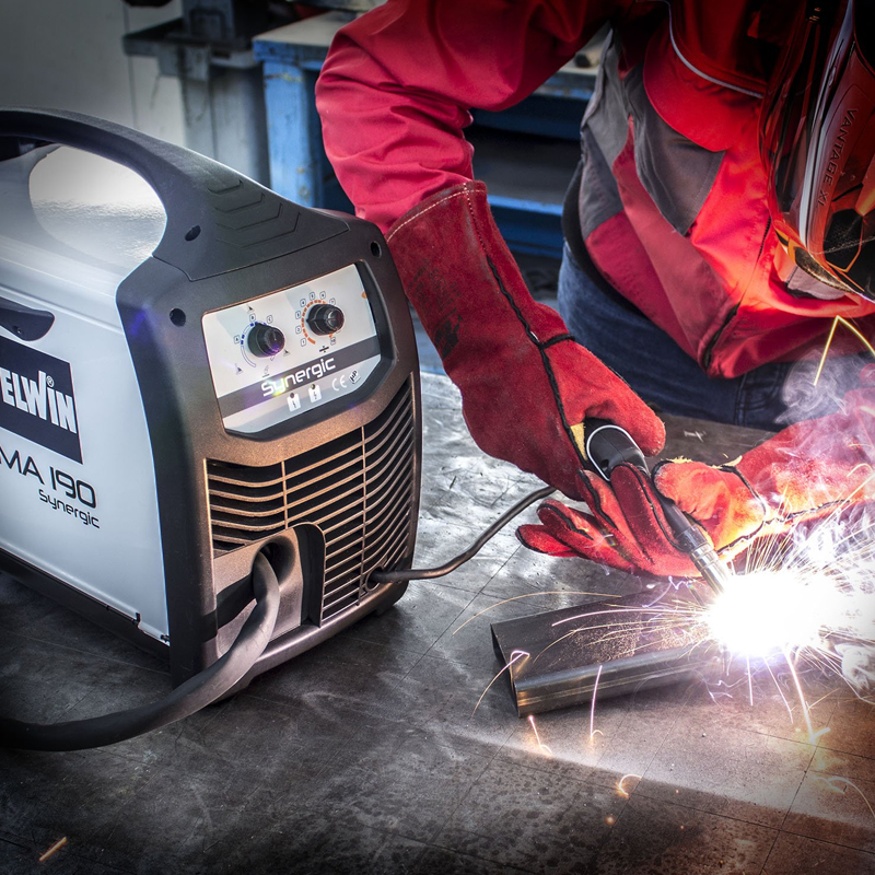Techno Pro - scule.ro - Aparat de sudura MIG-MAG - MAXIMA 190 SYNERGIC
