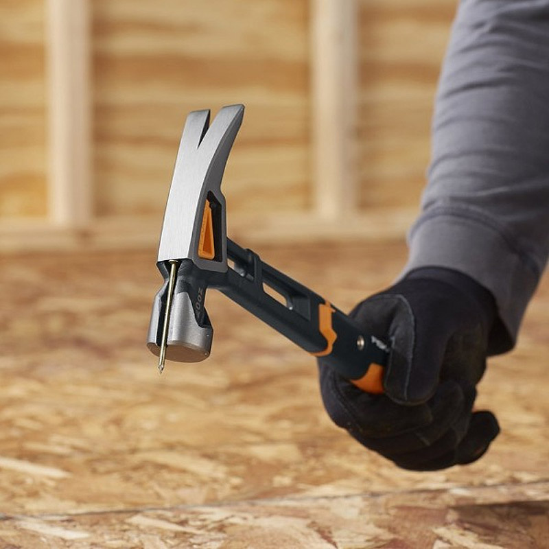Ciocan universal, 820g, model 1020214, Fiskars IsoCore (L)