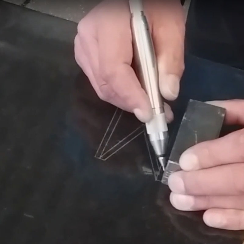 Masina de gravat Pneutec UT8608A
