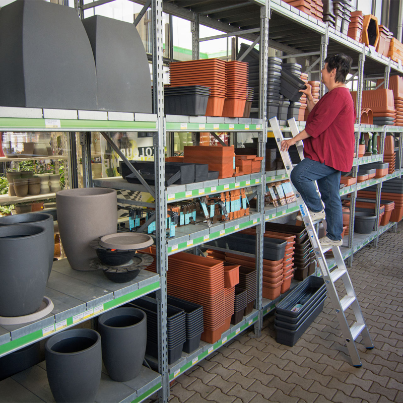 Scara simpla din aluminiu cu trepte late STABILO, 10 trepte