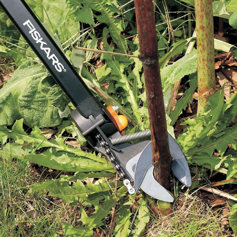 Foarfeca universala, telescopica pentru gradina, pas cu pas, 2322 mm, Fiskars tip UP84
