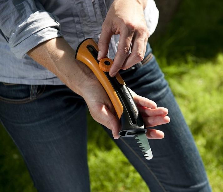 Fierastrau retractabil de gradina, lama 160 mm,  Fiskars tip SW73 Xtract™