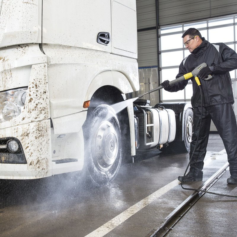 Aparat de spalat cu presiune KARCHER HD 5/15 CX Plus + FR Clasic