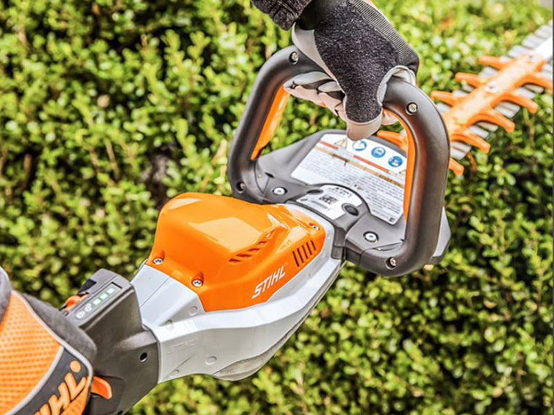 Foarfeca de tuns gard viu 75cm, compatibila cu acumulatori 36V, Stihl, tip HSA94R, SOLO (fara incarcator si acumulator), sistem AP