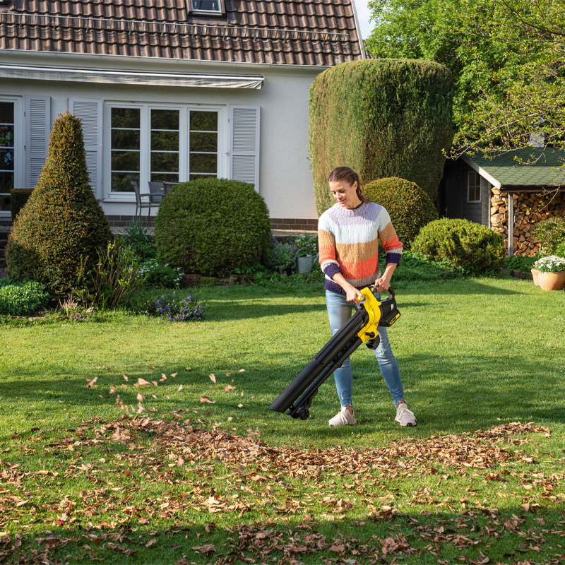 Aspirator cu suflanta compatibil cu acumulatori 18V, SOLO, Karcher, tip  BLV18-200