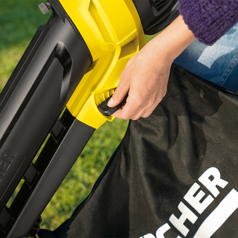 Aspirator cu suflanta compatibil cu acumulatori 18V, 2.5Ah, Karcher, tip  BLV18-200
