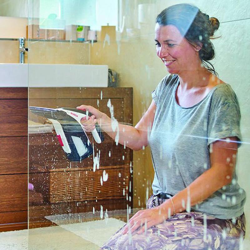 Curatitor de ferestre Bosch, tip GlassVAC Solo Plus
