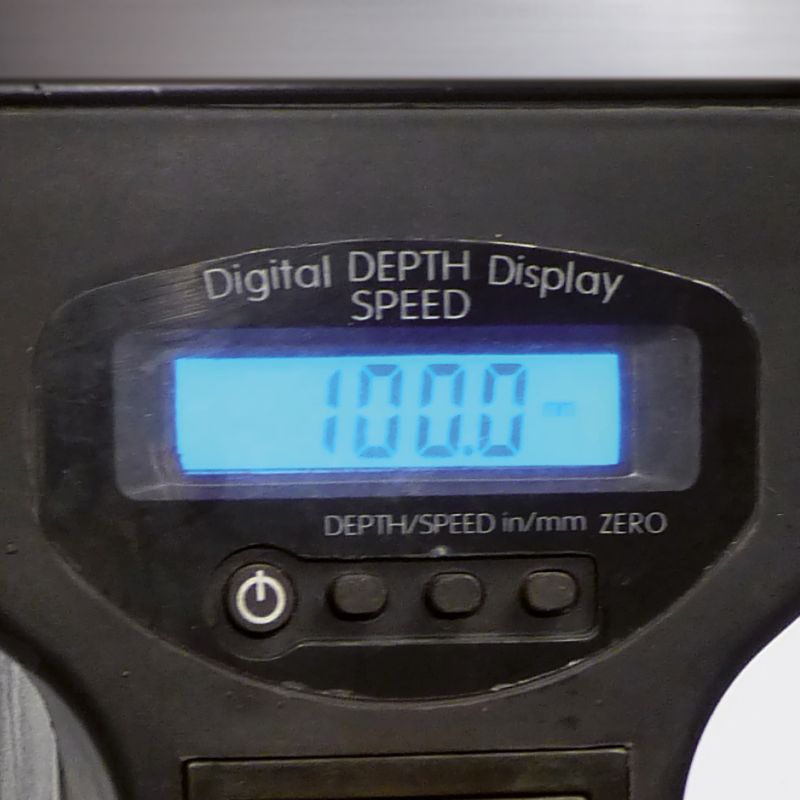 Masina de gaurit cu coloana tip EnergyDrill-20FLB, reglaj si afisaj digital