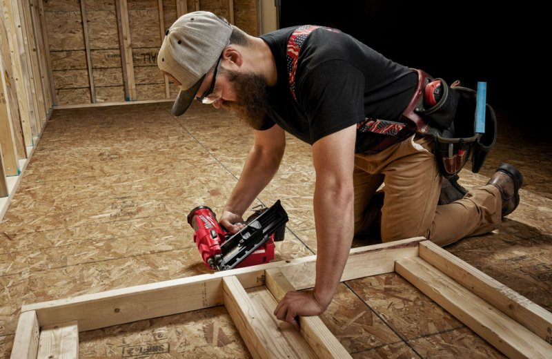 Pistol pentru cuie cu acumulatori Milwaukee M18FFN-0C, 18V, SOLO, 50-90mm