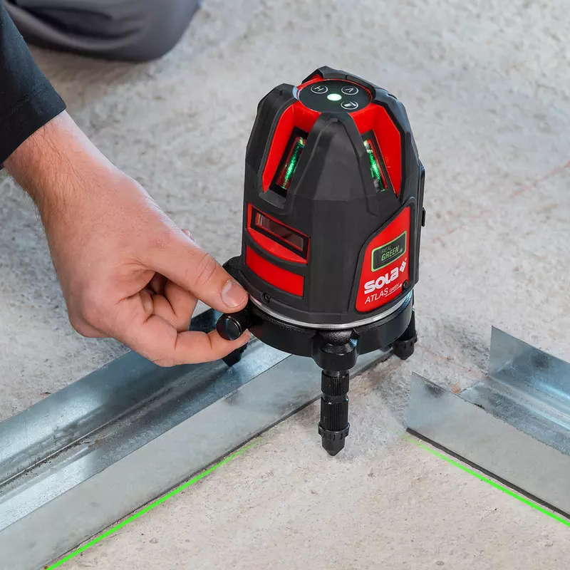 Nivela laser cu 3 linii + punct, Sola ATLAS GREEN, 360 grade