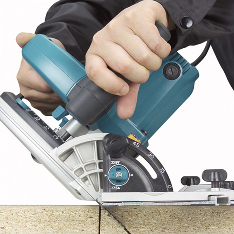 Fierastrau circular MAKITA SP6000J, disc 165mm, 1300W, cu plonjare