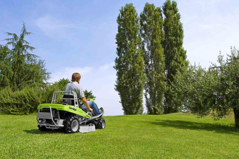 Tractoras de tuns si tocat gazon tip GRILLO CLIMBER 7.15