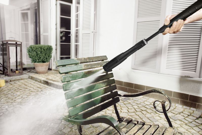 Aparat de spalat cu presiune KARCHER K4 Compact CAR
