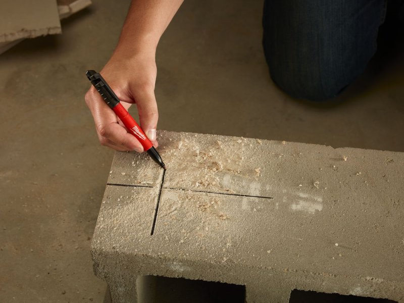 Set 4 markere permanente INKZALL™, colorate, varf fin ascutit 