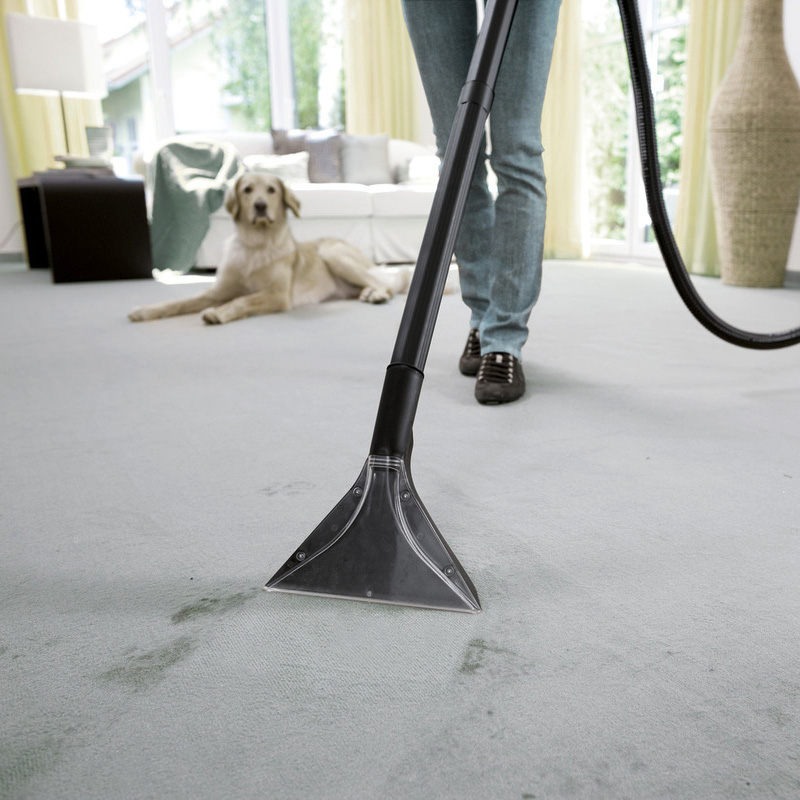 Aspirator cu spalare Karcher, tip SE4001