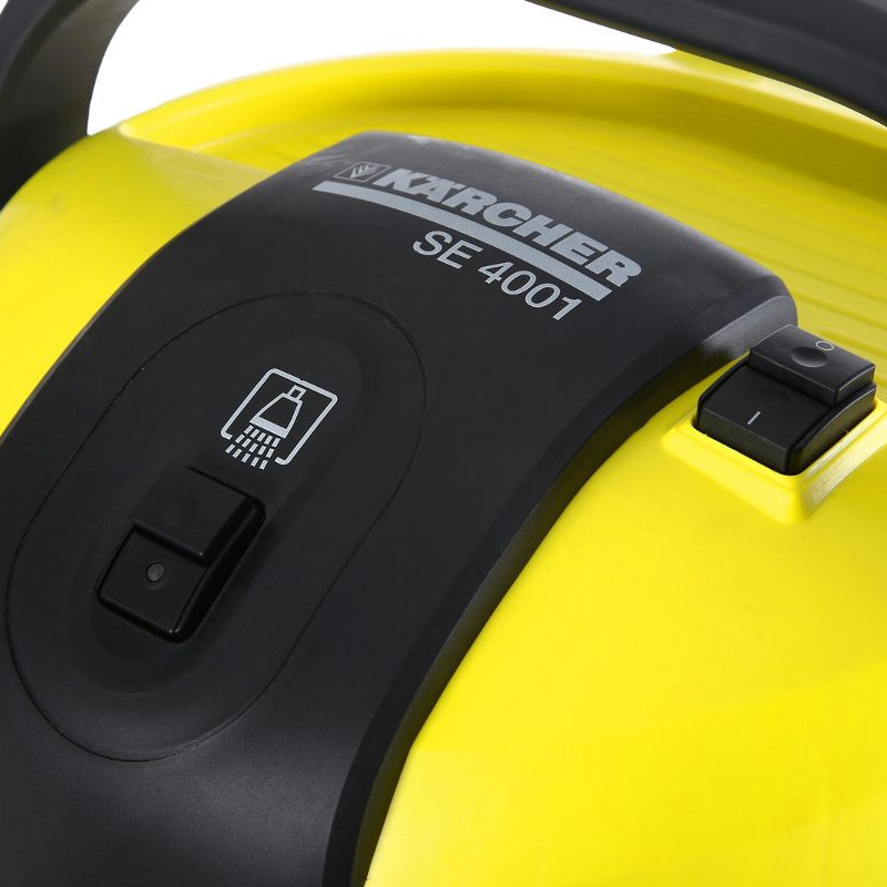 Aspirator cu spalare Karcher, tip SE4001