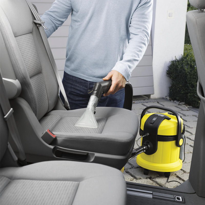 Aspirator cu spalare Karcher, tip SE4001