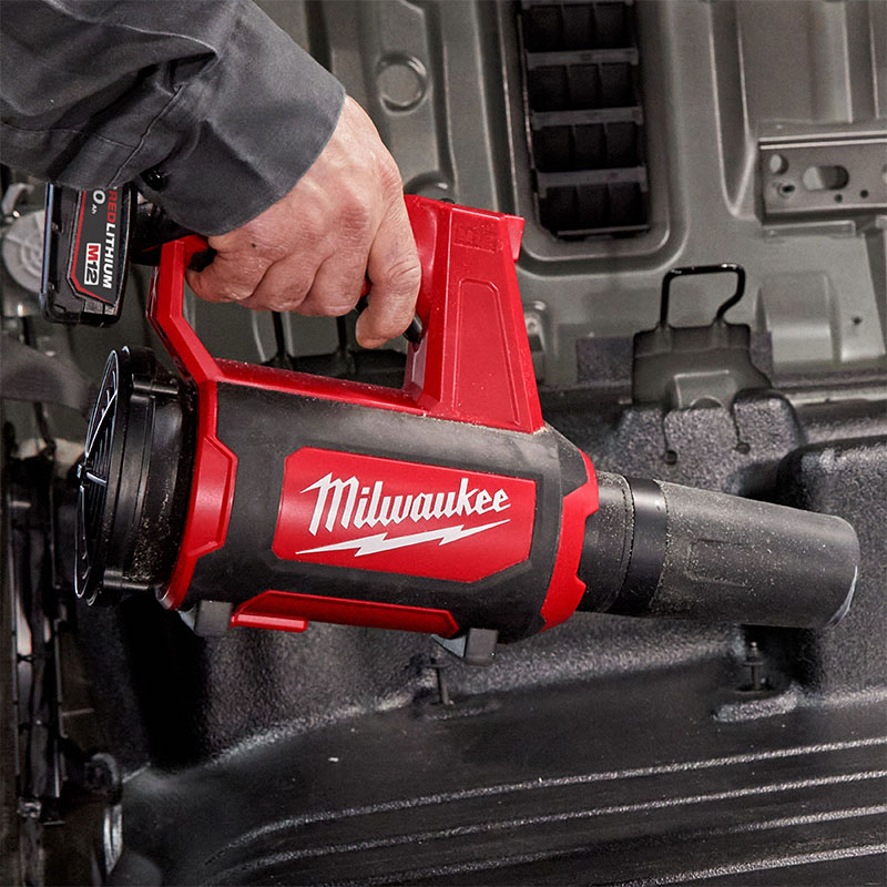 Suflanta Milwaukee compatibila cu acumulatori, tip M12BBL-0