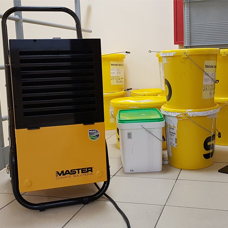 Dezumidificator profesional mobil, 47.2l/24h, Master, tip DH752