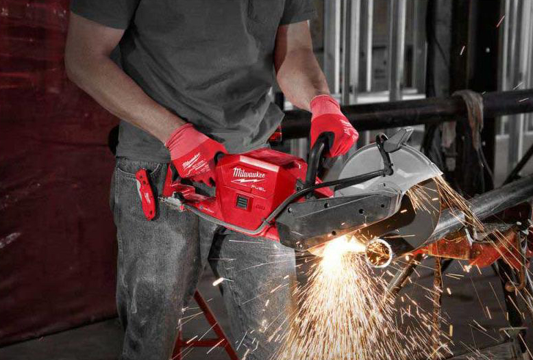 Debitator MILWAUKEE cu acumulatori 18V, 12Ah FORGE™, disc 230mm, tip M18FCOS230-121a