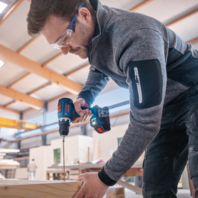 Masina de gaurit/insurubat cu acumulator ProCORE 2x18V/4Ah, 64Nm, BOSCH GSR18V-90C