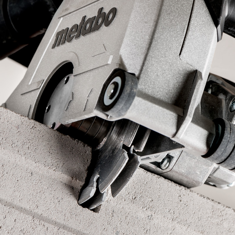 Masina de frezat caneluri cu disc diamantat, 1900W, tip MFE40