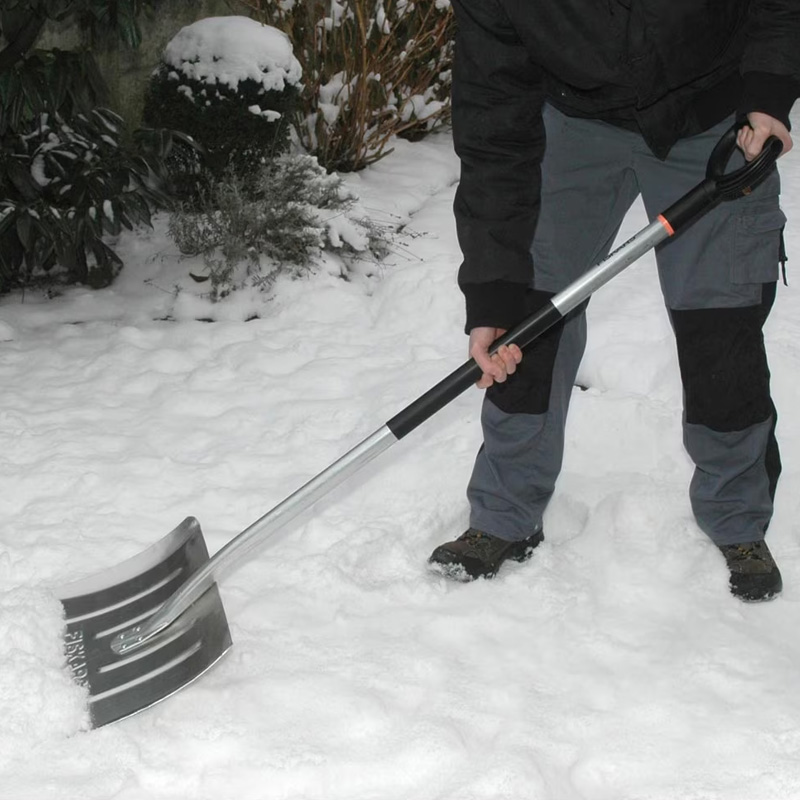 Impingator pentru zapada 1622 mm, FISKARS 