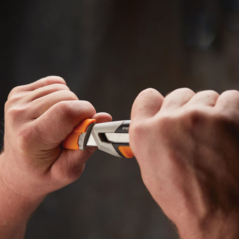 Cutit CarbonMax SNAP-OFF, lama fractionabila 25mm, Fiskars