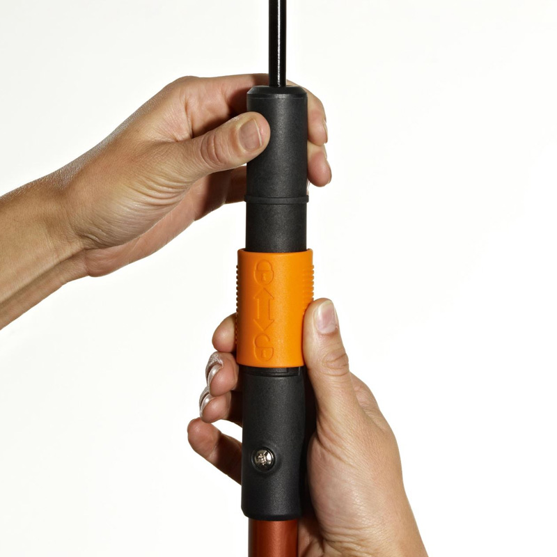 Adaptor universal pentru unelte de gradinarit FISKARS QuikFit™