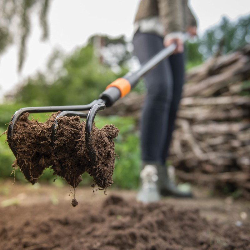 Cultivator cu 3 dinti Fiskars, 400 x 120 mm, 400 g, QuickFit™