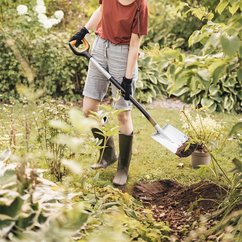 Cazma cu varf rotunjit, tip Xact™, Fiskars