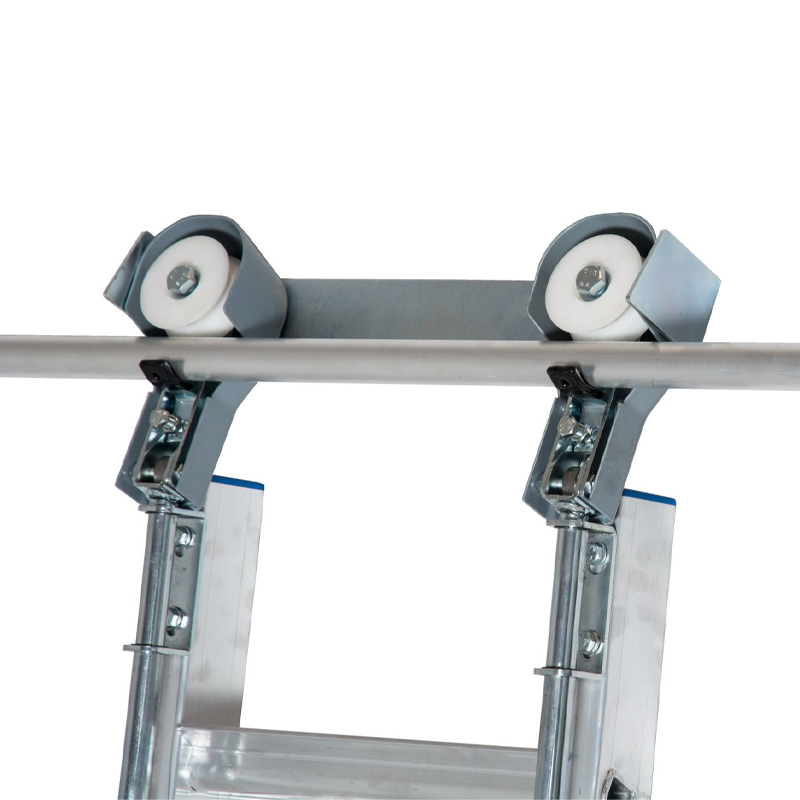 Scara pentru rafturi cu mecanism de rulare superior pentru sina din teava tubulara, 6 trepte, inaltime maxima de lucru 2.7m Scara pentru rafturi cu mecanism de rulare superior pentru sina din teava tubulara, 6 trepte, inaltime maxima de lucru 2.7m