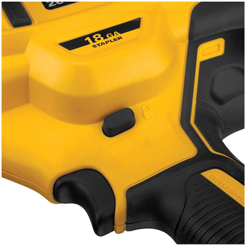 Pistol pentru capse si cuie cu acumulatori 18V XR 2x2.0 Ah Li-Ion, 12-38mm, DeWalt DCN681D2-QW