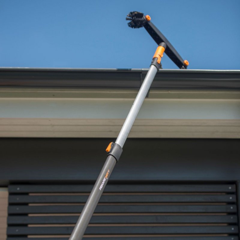 Curatator pentru jgheaburi, 340 mm, 340 g, Fiskars QuikFit