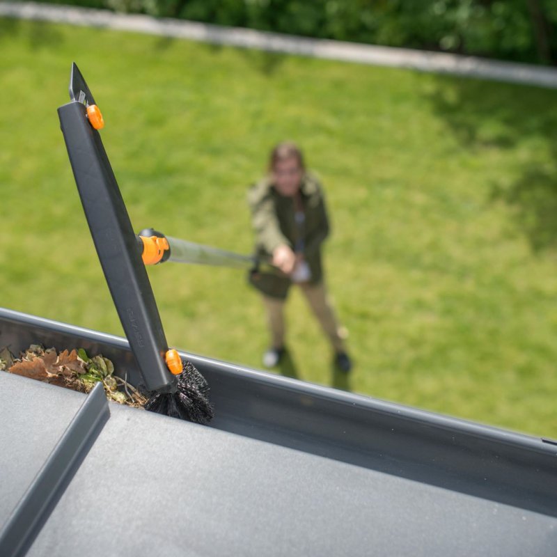 Curatator pentru jgheaburi, 340 mm, 340 g, Fiskars QuikFit