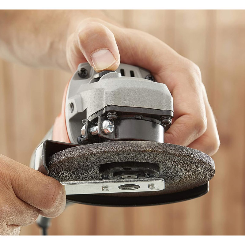 Polizor unghiular Black&Decker, 115mm, 710W, 12000rpm, tip BEG010-QS