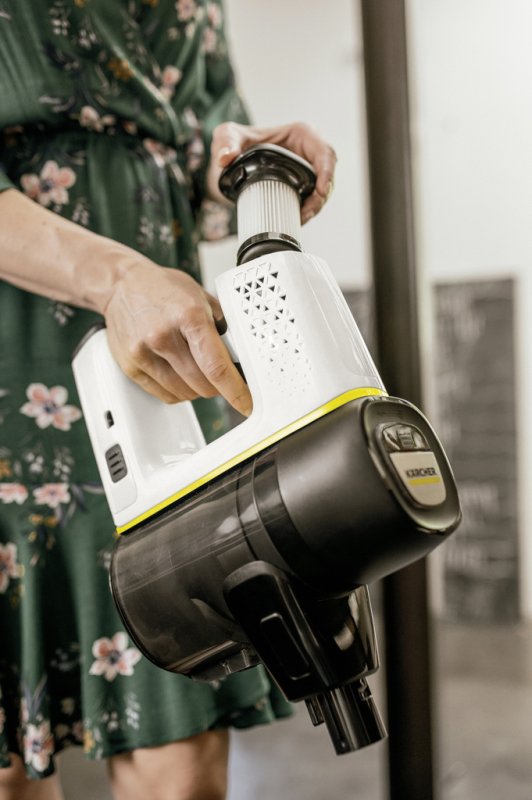 Aspirator vertical cu acumulator integrat 25.2V, 2.5Ah, Karcher, tip VC6 Cordless OurFamily Pet
